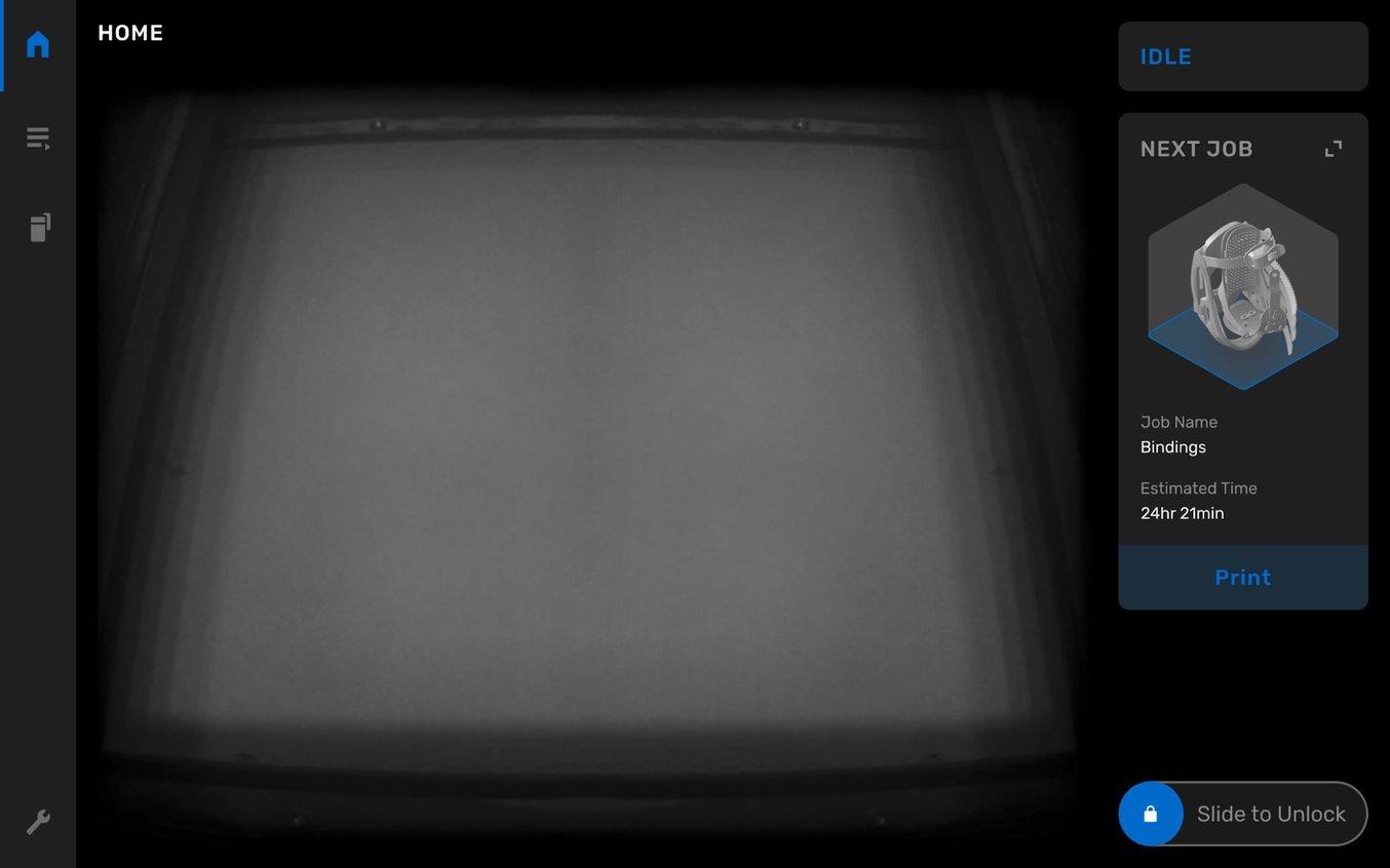 Fuseシリーズプリンタのタッチスクリーンには、ビルドチャンバー内のライブ映像が表示され、造形品が一層ごとに積層されていく様子を見ることができる。