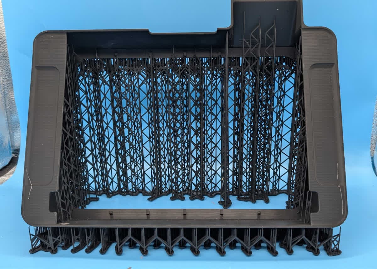 Printed resin tank frame