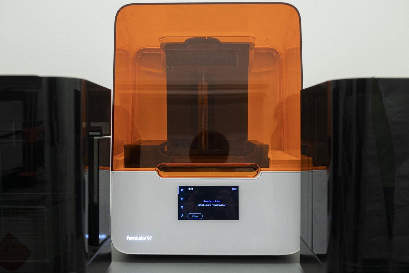 Form 3B 3D printer at Semmelweis University 3D Research Centre.