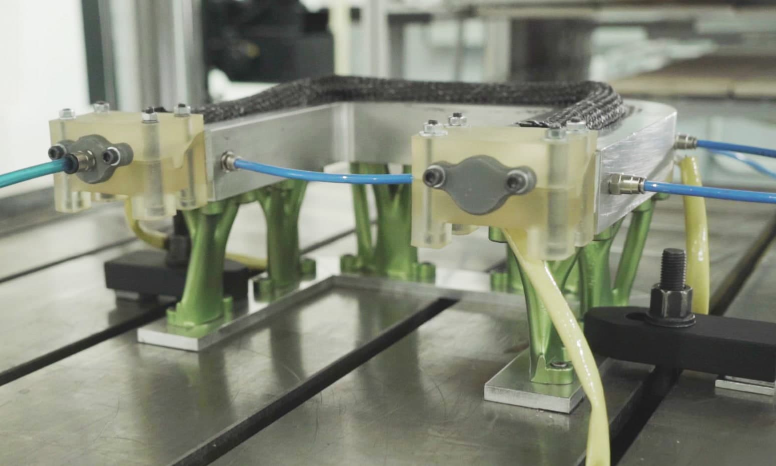 How IGESTEK Develops Composite Parts With 3D Printing and Rapid Tooling