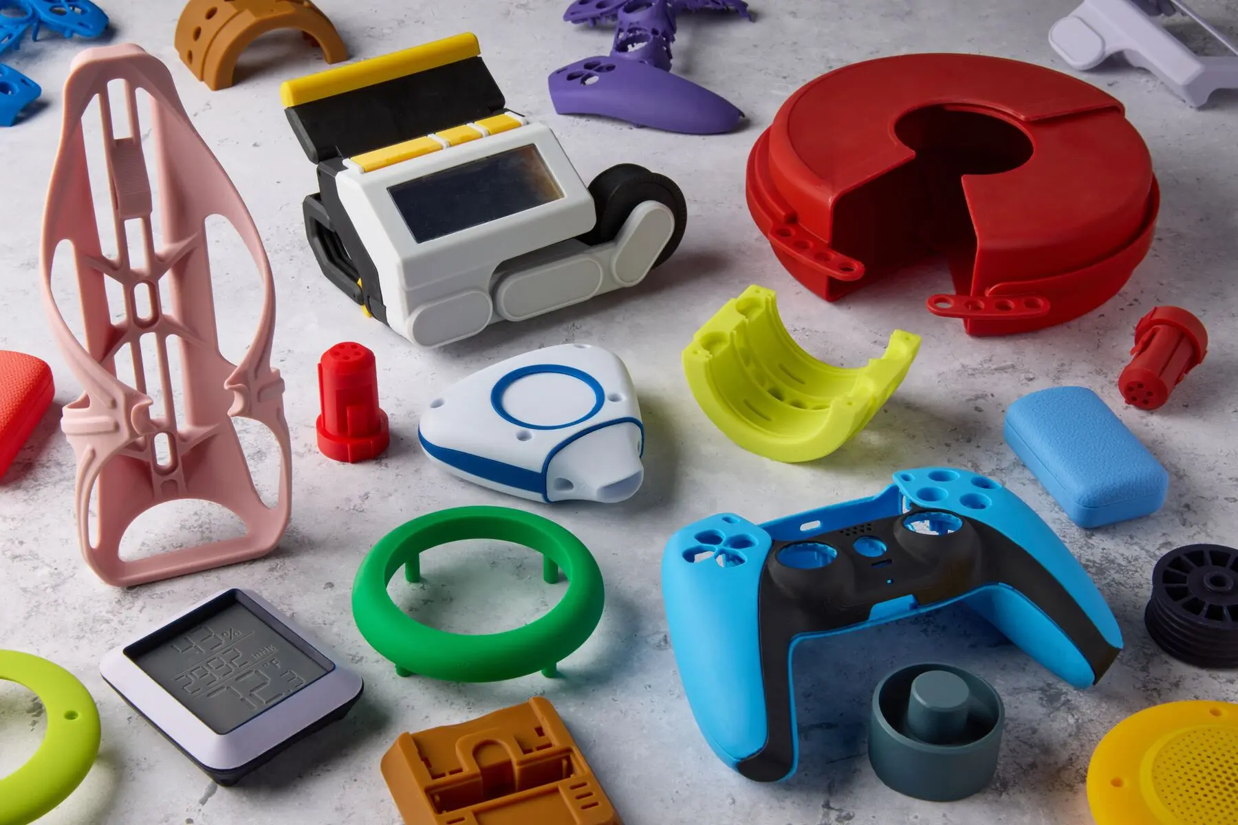 Directly Print Color Parts in Custom or Classic Colors With Color Resin