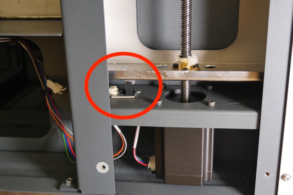Z-axis limit switch, viewed from the rear