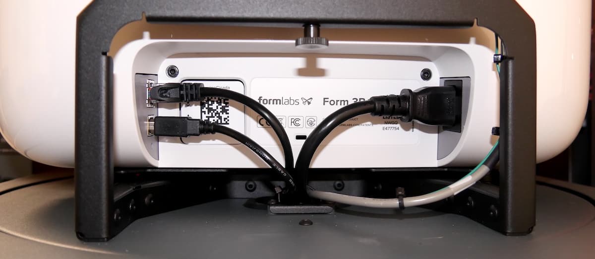 Form Autoに接続されたForm 3