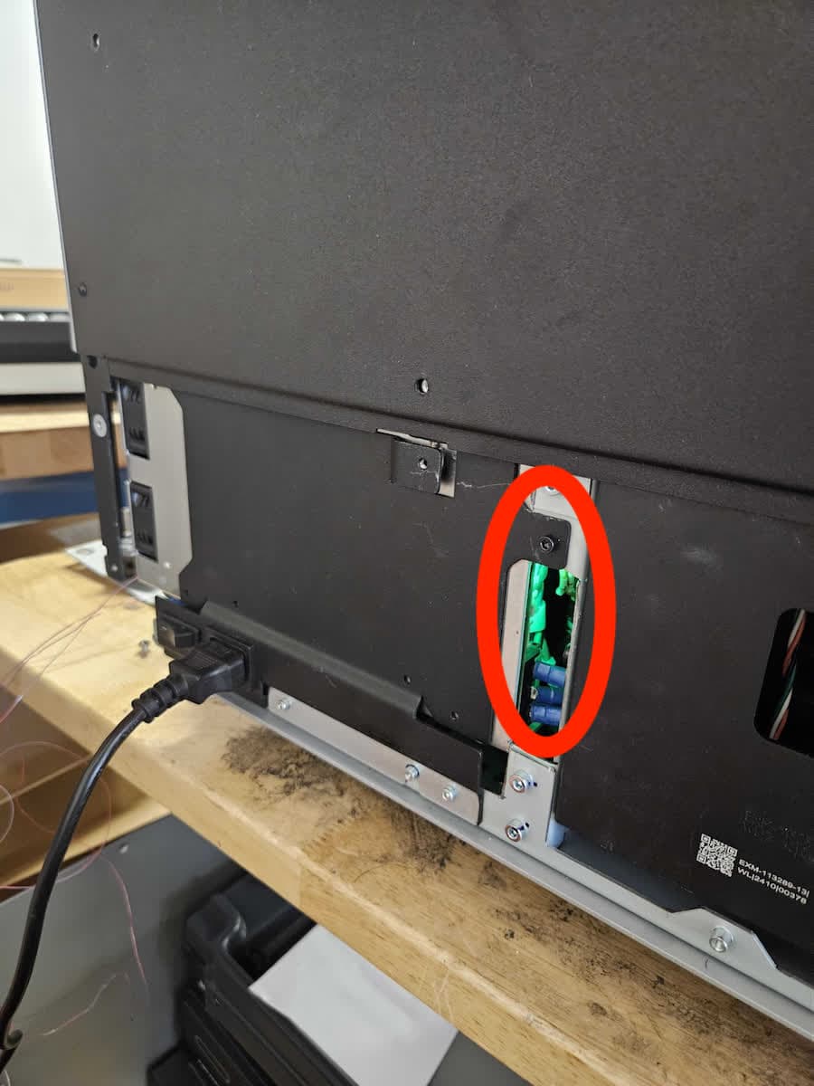 Power supply LED on a Form 4L generation printer