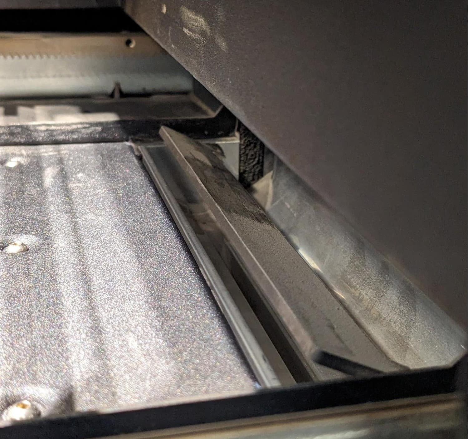 Fuse hopper-side flipper at a 45 degree angle