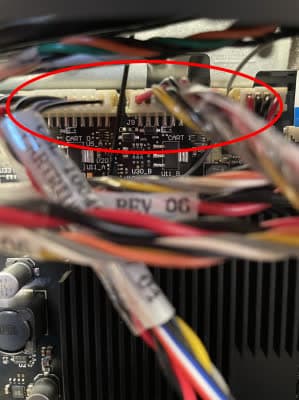 f3l-cartridge-floor-cables-motherboard-2.jpg
