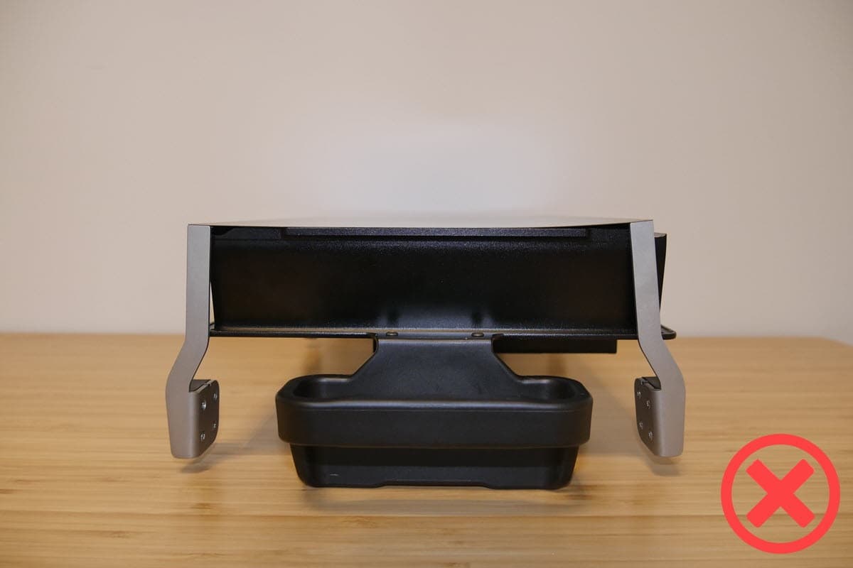 The Build Platform 2L is shown in profile with the flexible print surface misaligned.
