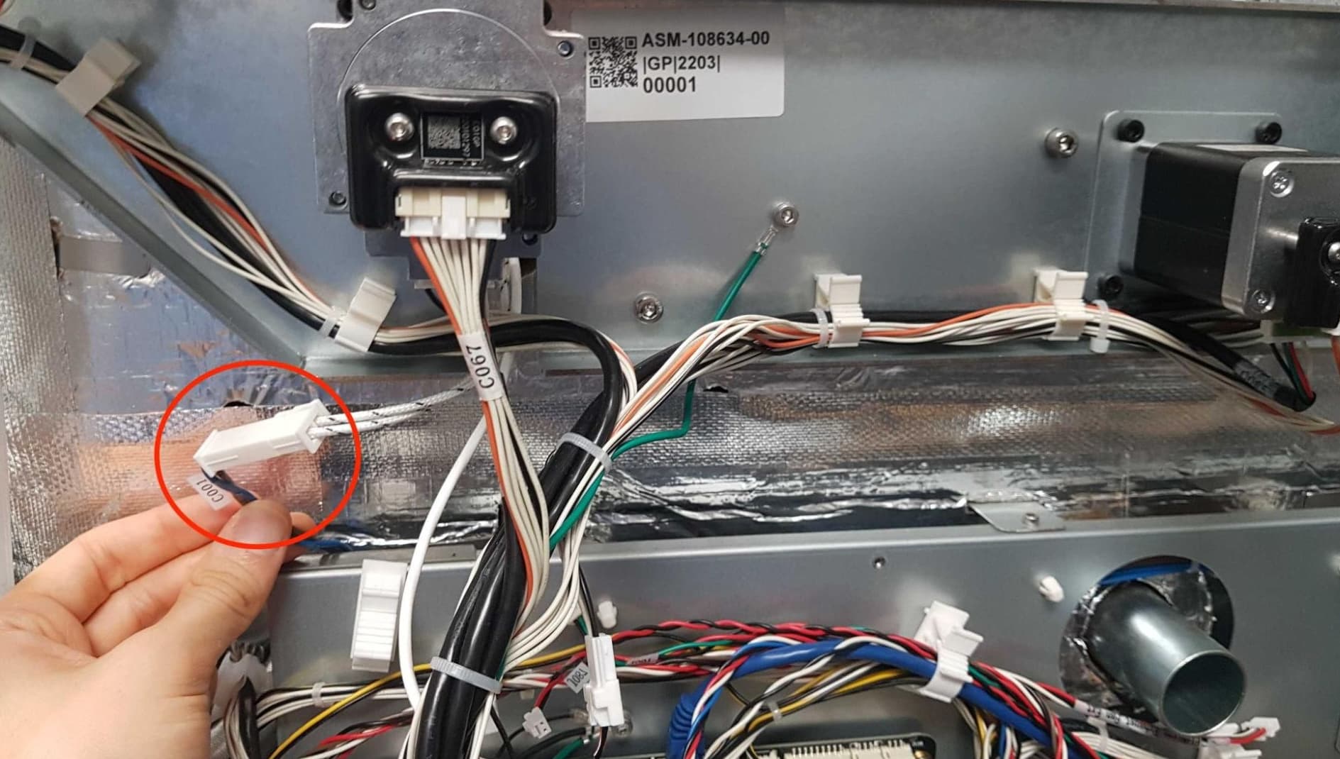 Install the new build chamber socket & cable harness