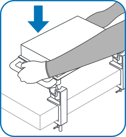 Montage einer Konstruktionsplattform auf die Konstruktionsplattformhalterung V2 des Form 4L Finish Kit