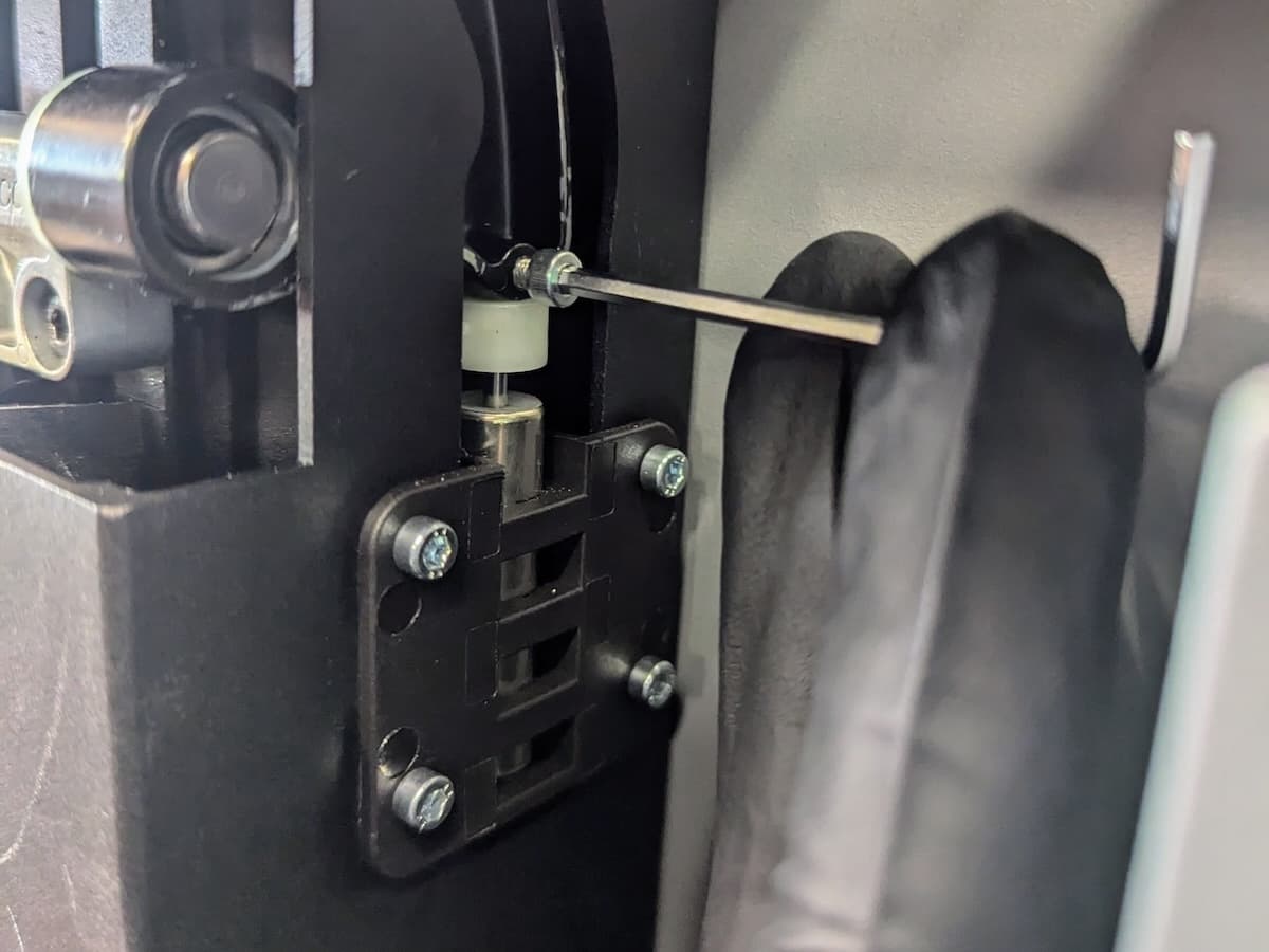 Removing the cover hard stop screw on a Form 4 generation printer