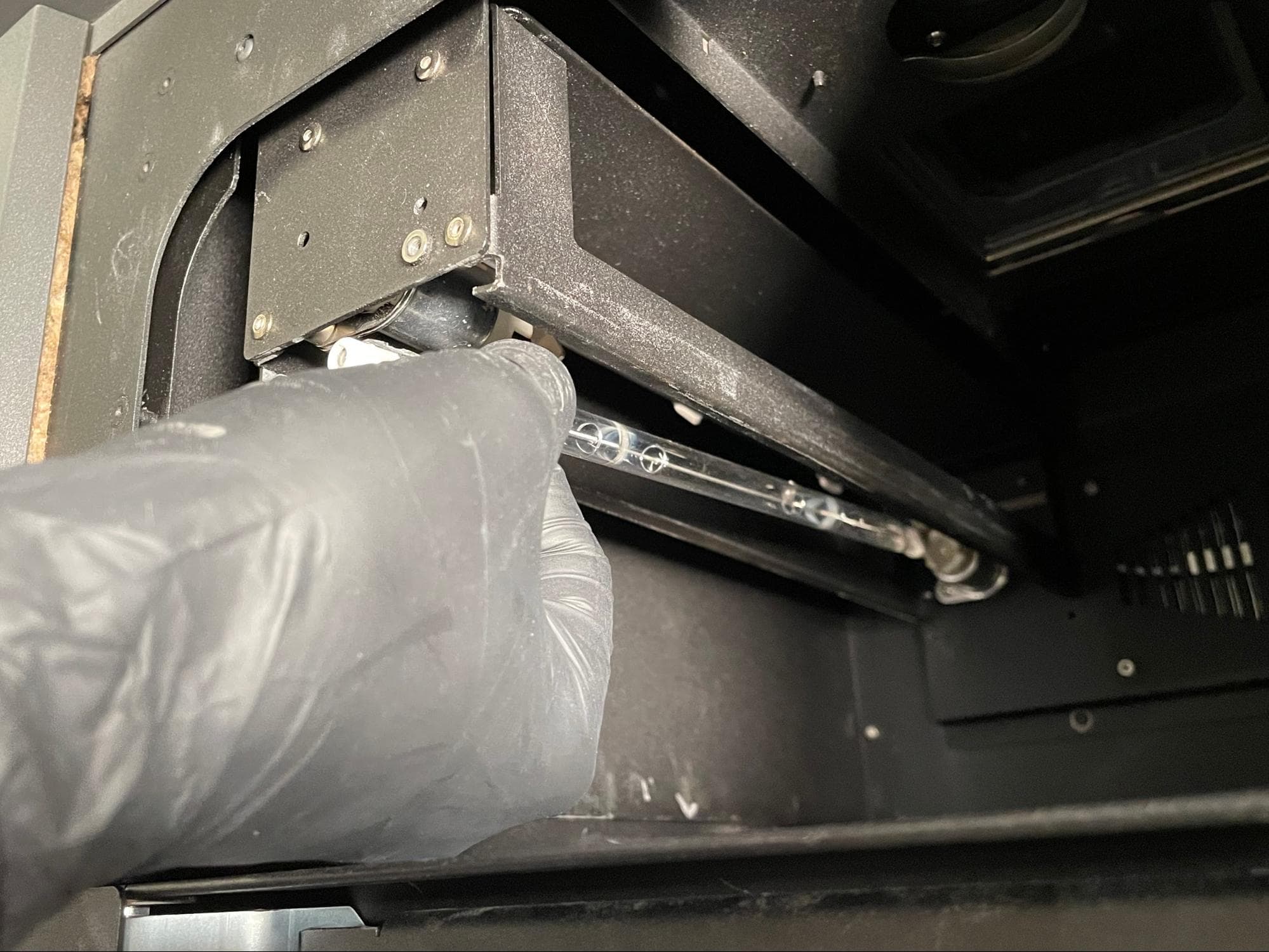 Step 3: Remove the quartz tube heater