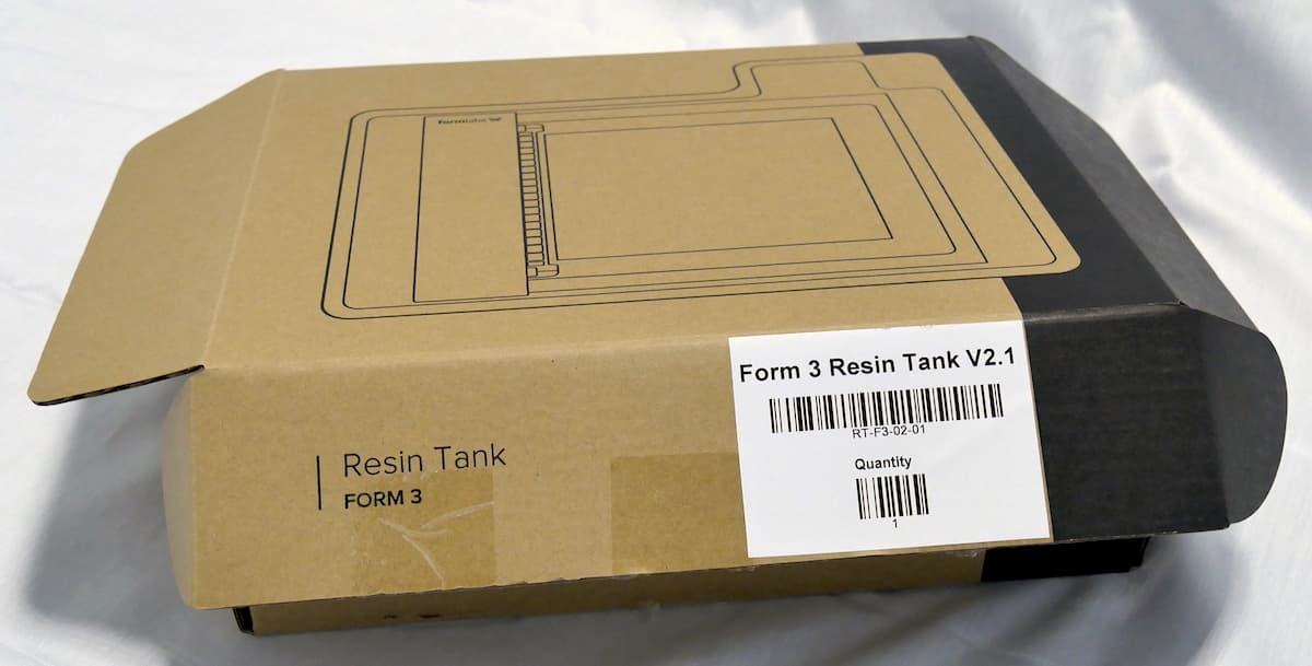 厚さ3mmのボール紙で作られたForm 3/Form 3B用カートリッジボックス