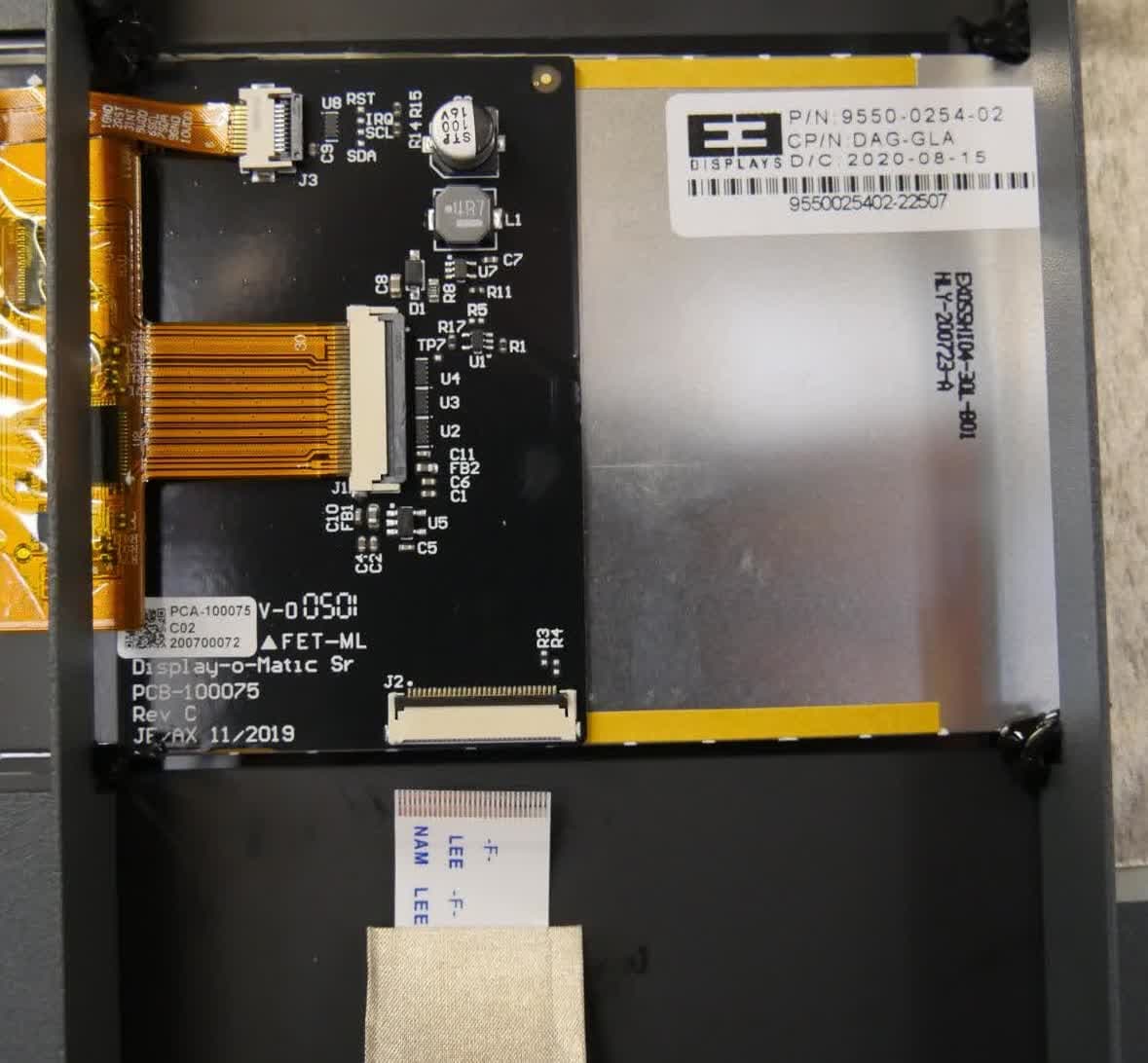 f3l-reconnect-display-cable.jpg