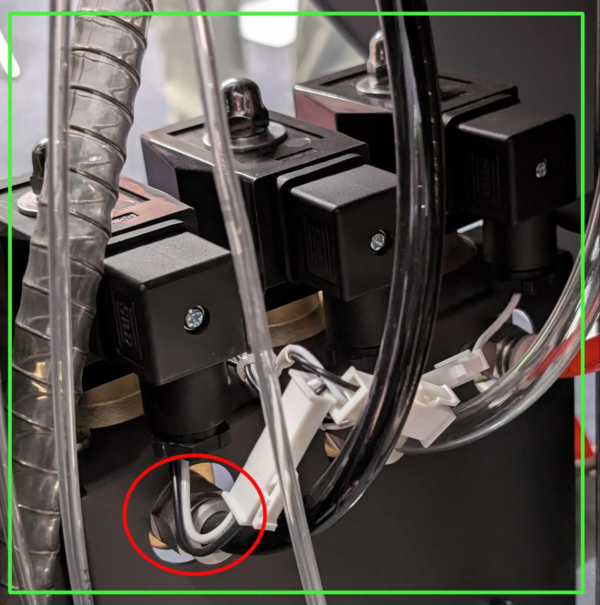II: Inspecting or Replacing the Pneumatic Tubing