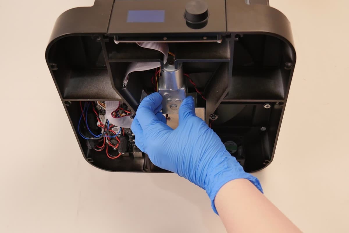 cure-insert-motor.jpg