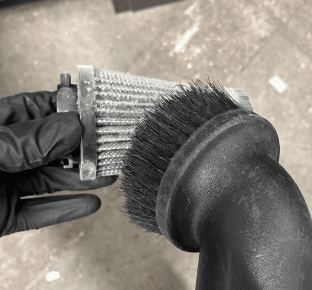 Cleaning the Fuse X1 purge filters