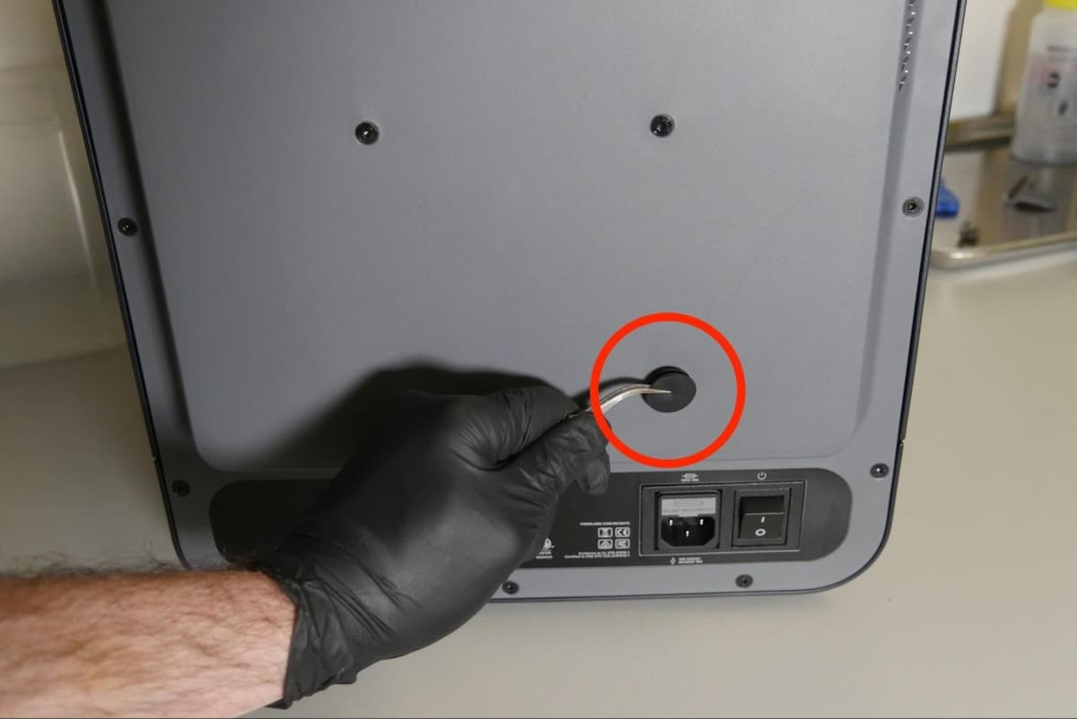 cure-outer-inlet-plug-removal-annotated.jpg