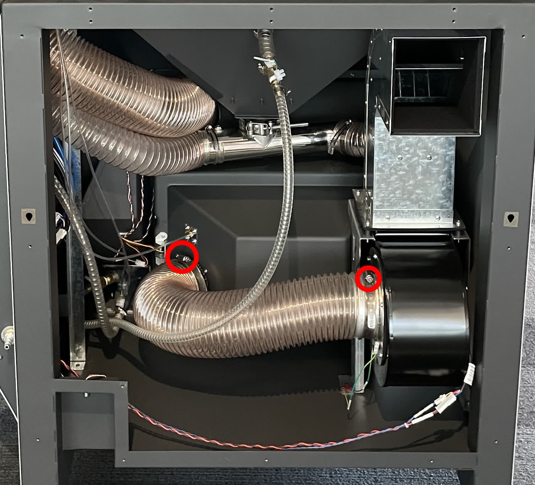 III Inspecting or Replacing the Air Handling Tubing