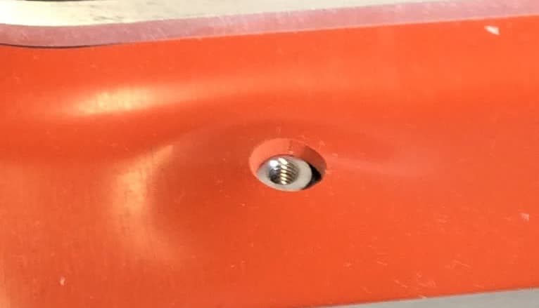 Incorrect inner gasket position