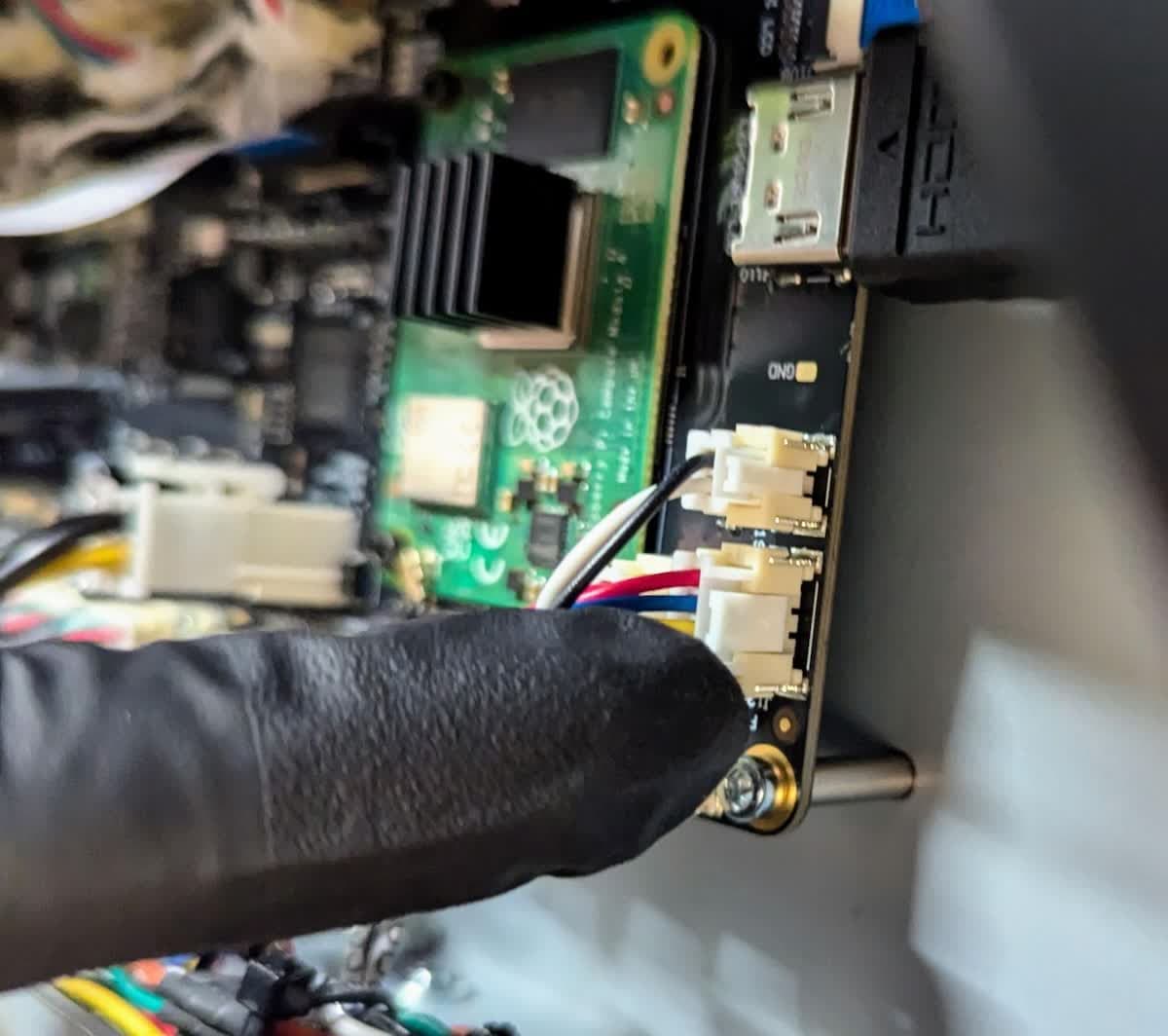 f4l-mobo-connect-subsystems.jpg