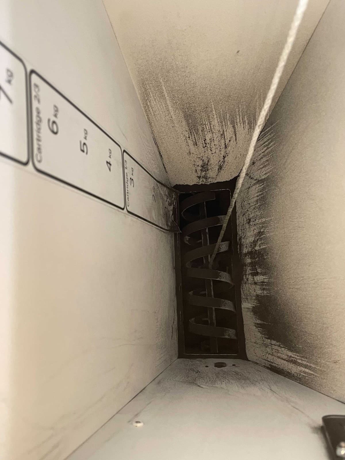 Empty Fuse 1's hopper