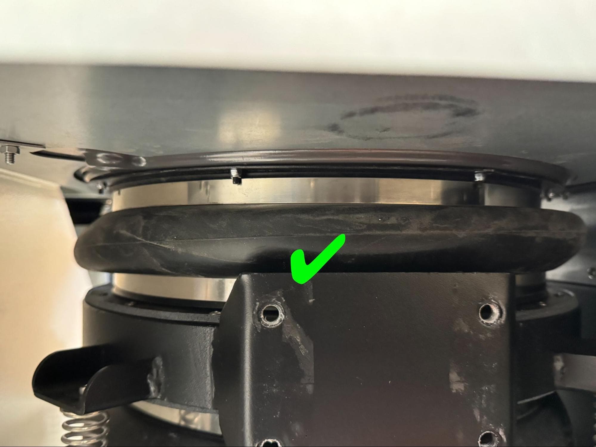 Install the new sifter flange & gasket