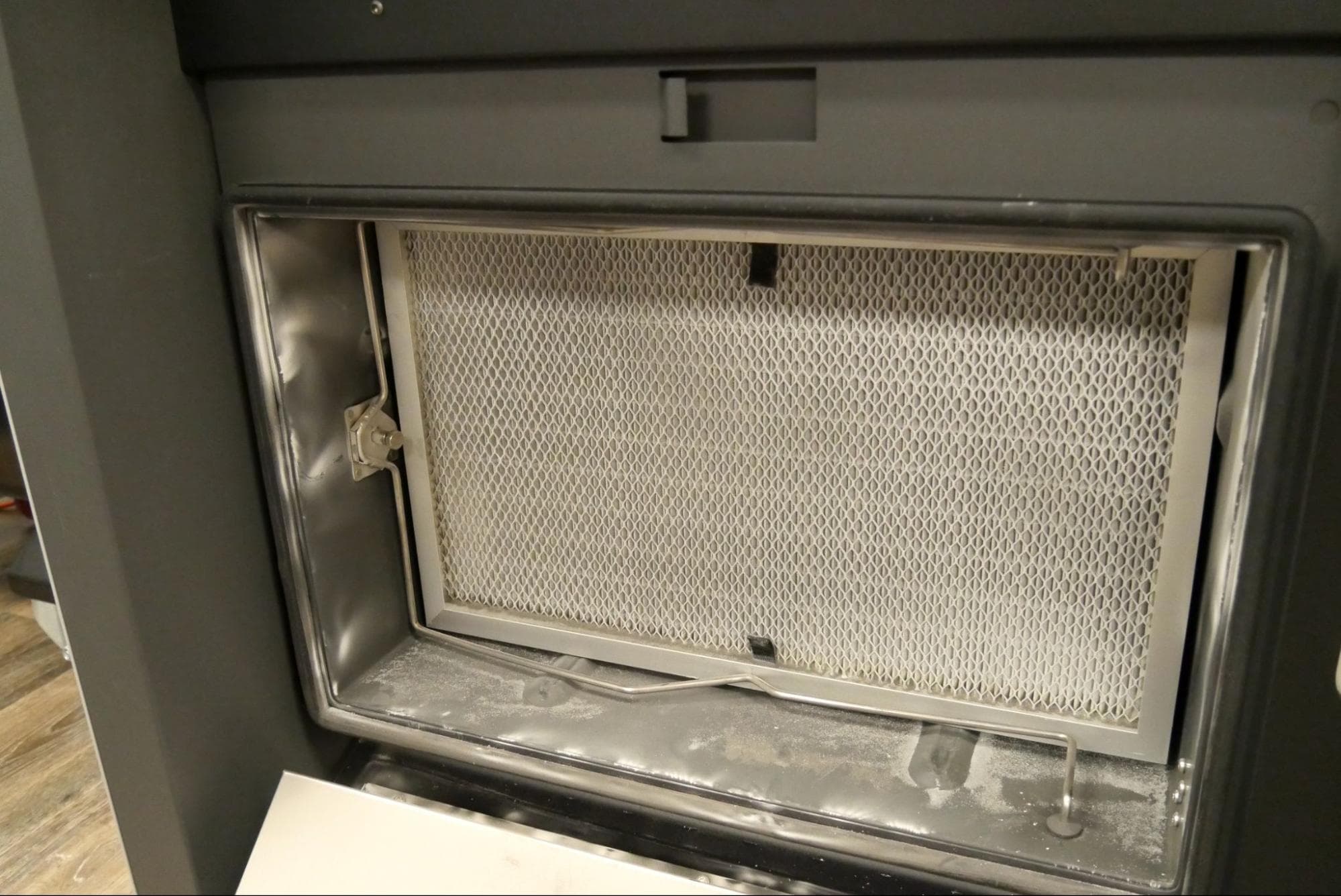 Fuse Blast HEPA air filter