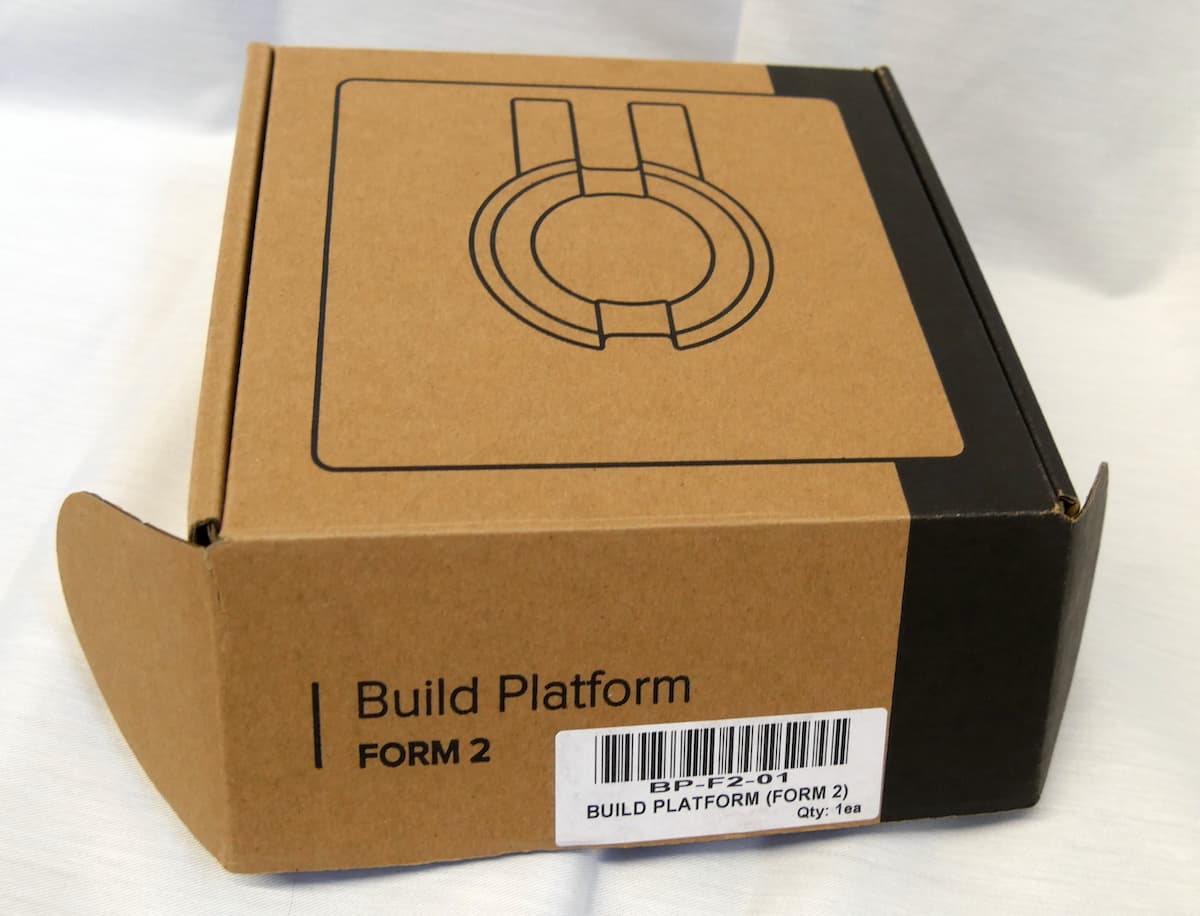 段ボールで作られたForm 2/Form 3/Form 3B用ビルドプラットフォームボックス