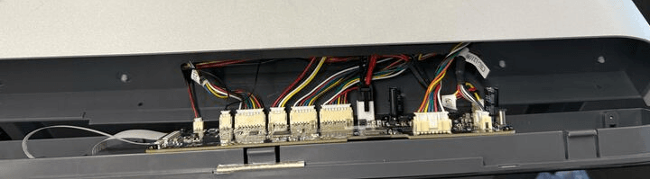 Paso 1: Conecta los cables de la placa base
