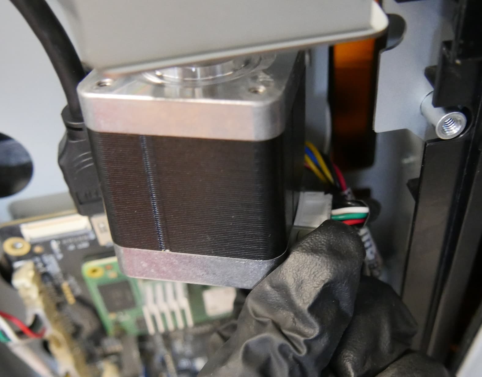 Step 3: Disconnect the mixer drive motor cable