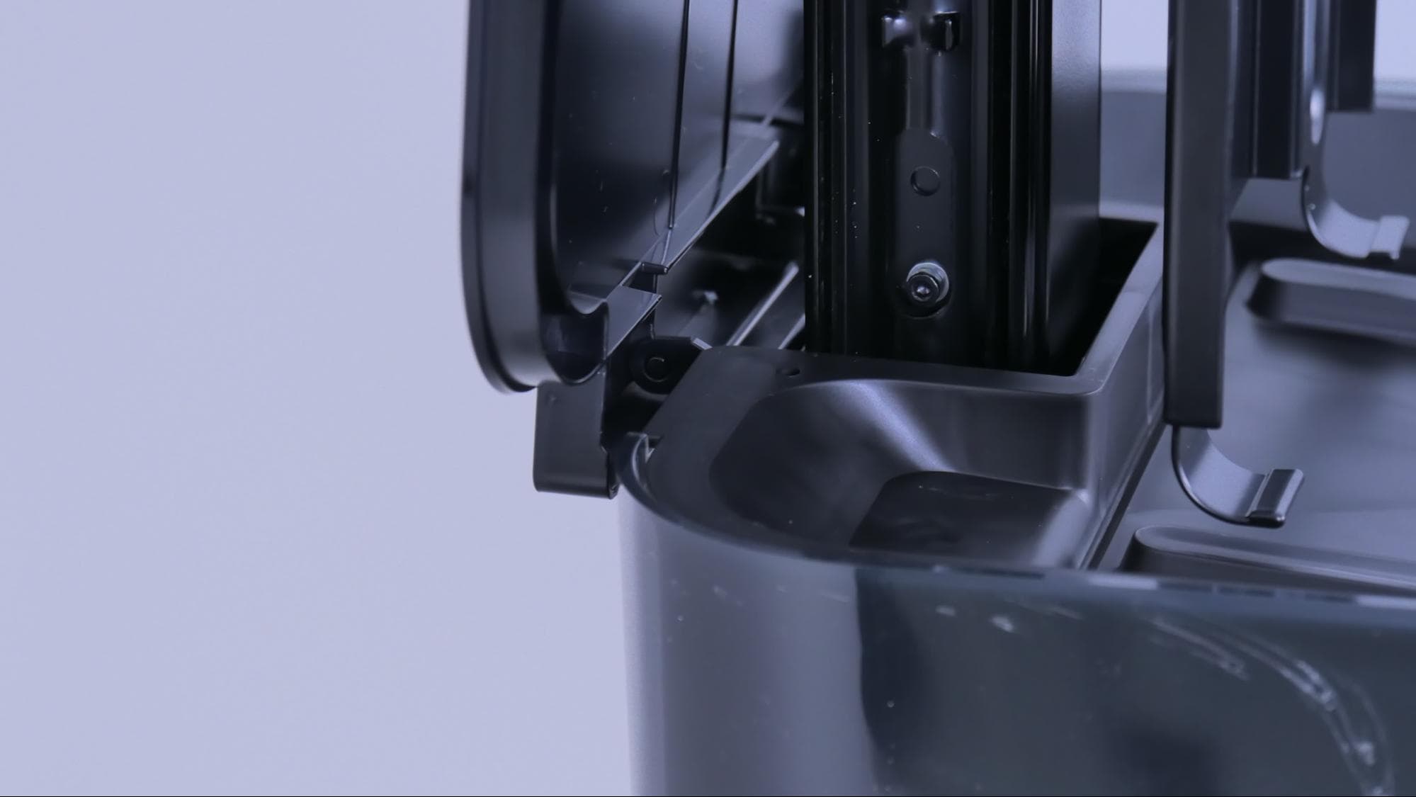 wash-lid-misaligned.jpg