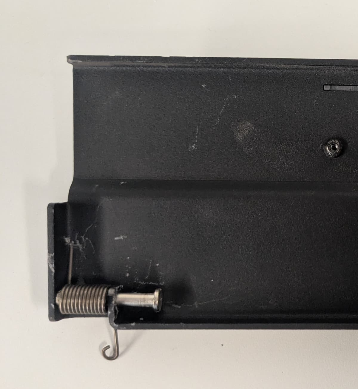 Reinstalling the hinge pin