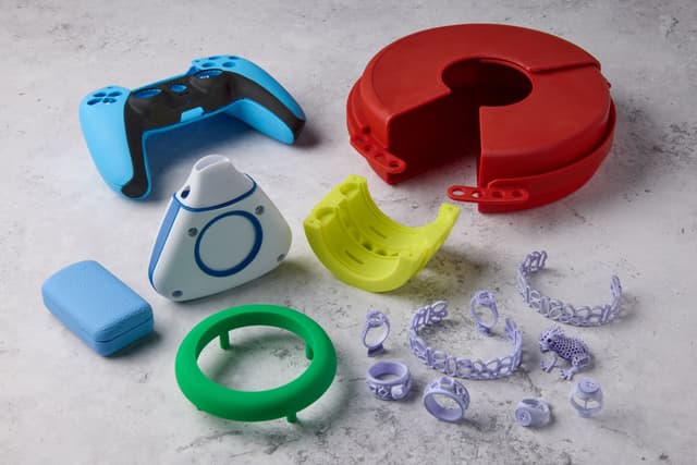 Parts 3D printed in Color Resin V5 and True Cast Resin