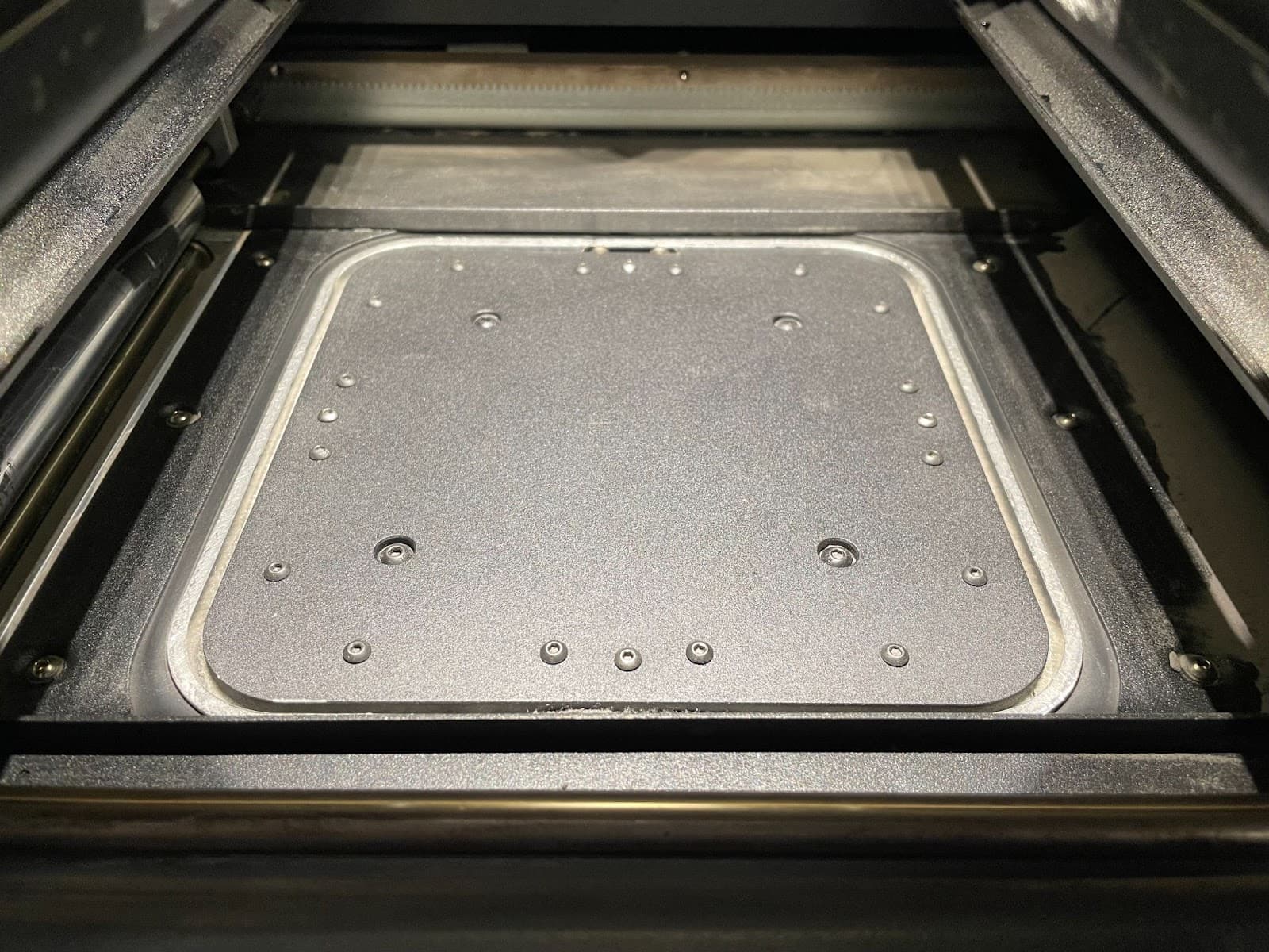 A clean print bed.