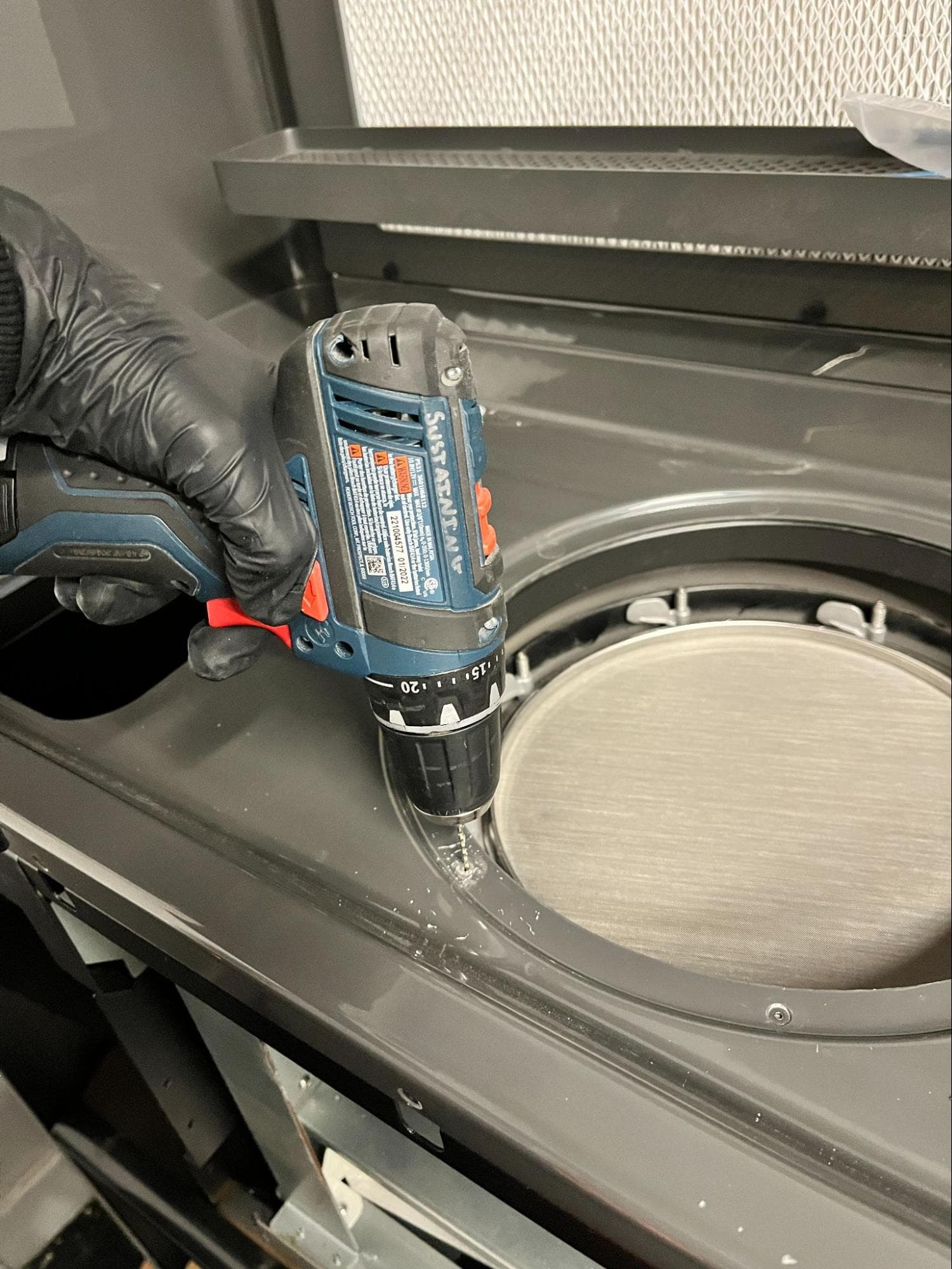 Remove the existing sifter flange & gasket