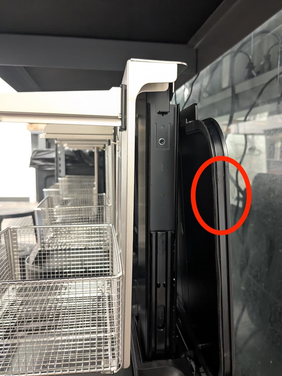 Form Wash V2 with aligned outer lid gasket
