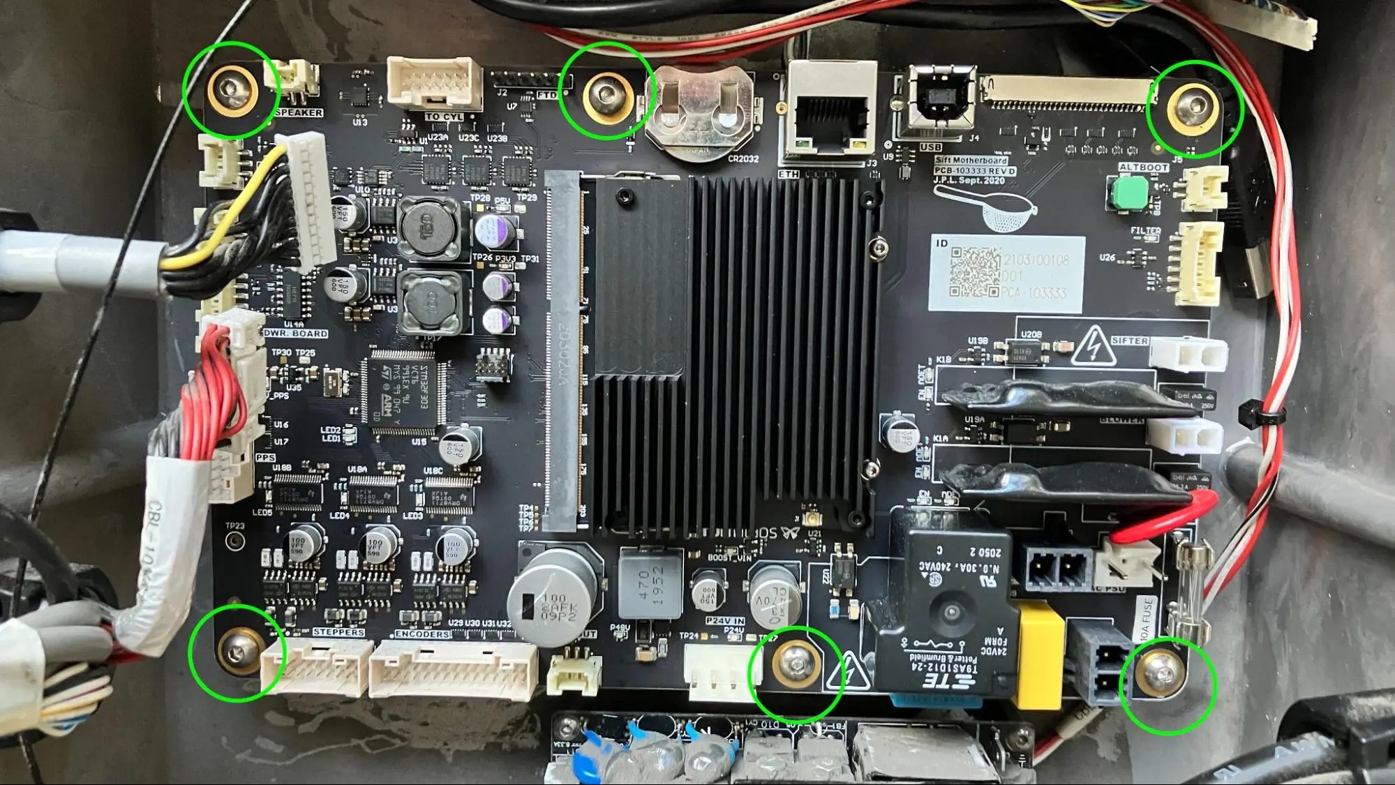 Remove the existing MoBo