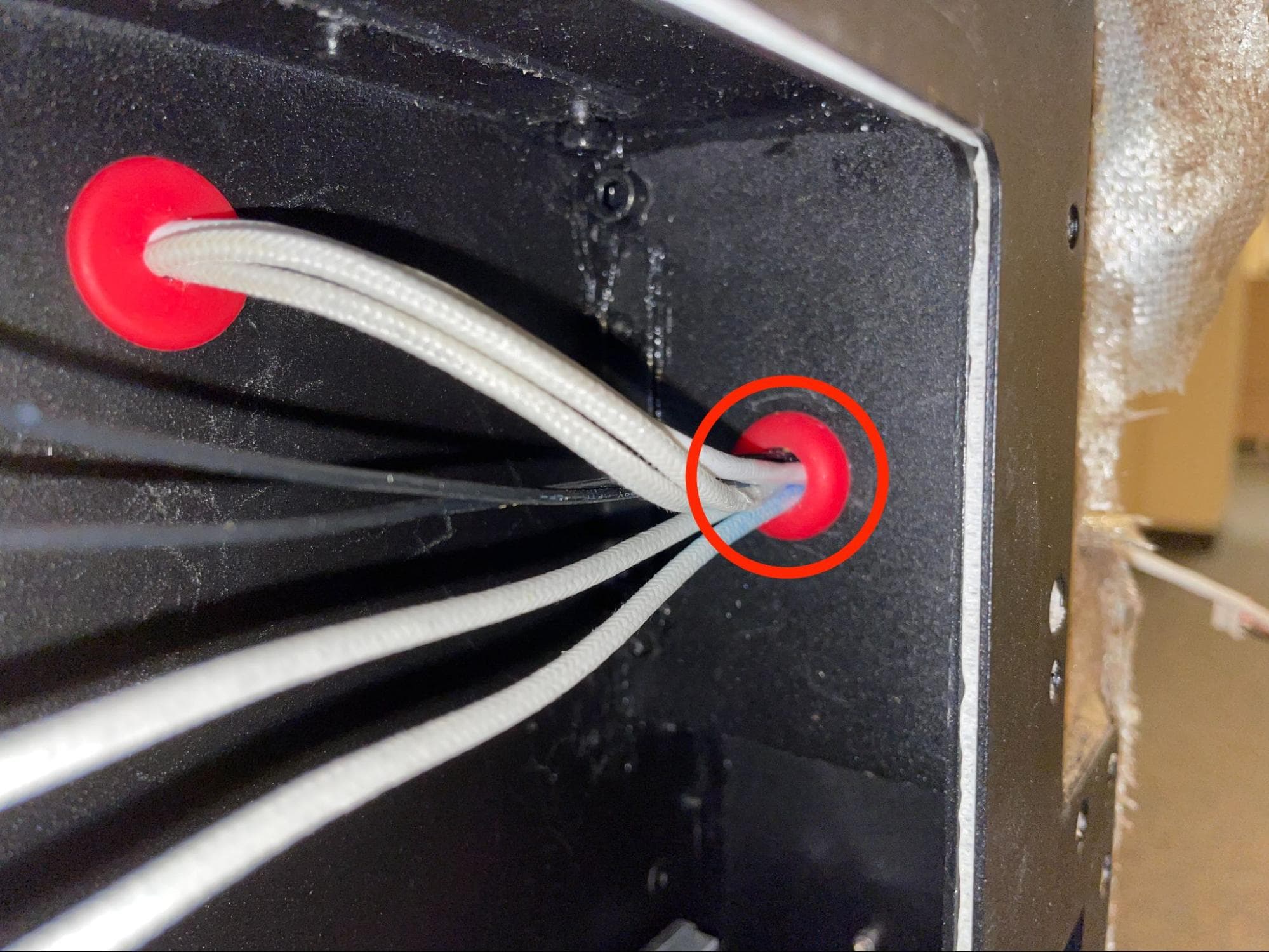 Install the new quartz tube heater frame - Routing opposite side