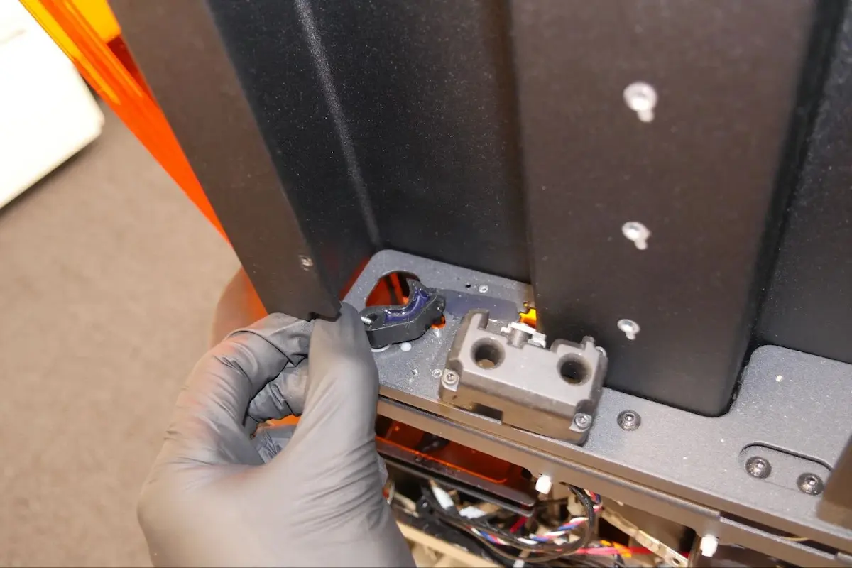 f3-secure-dispense-arm.jpg