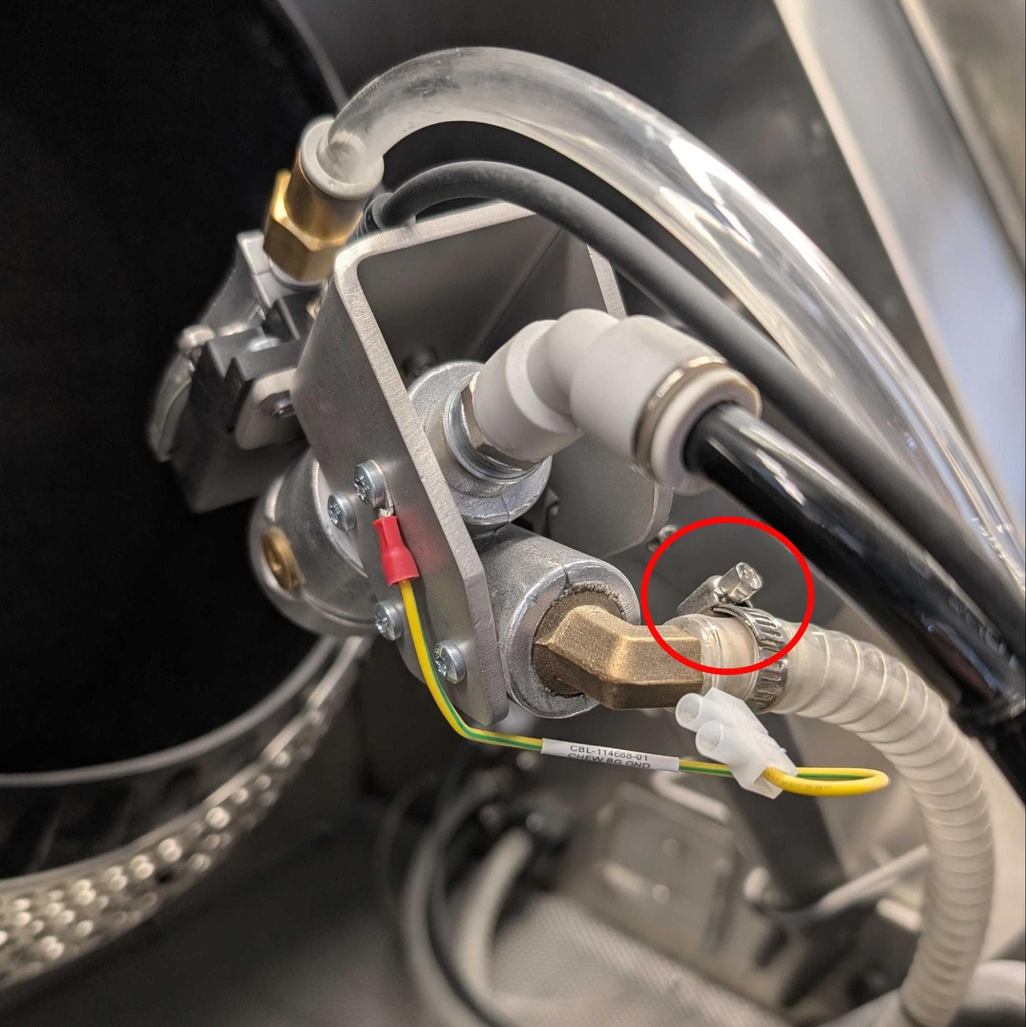 IV: Inspecting or Replacing the Media Tubing