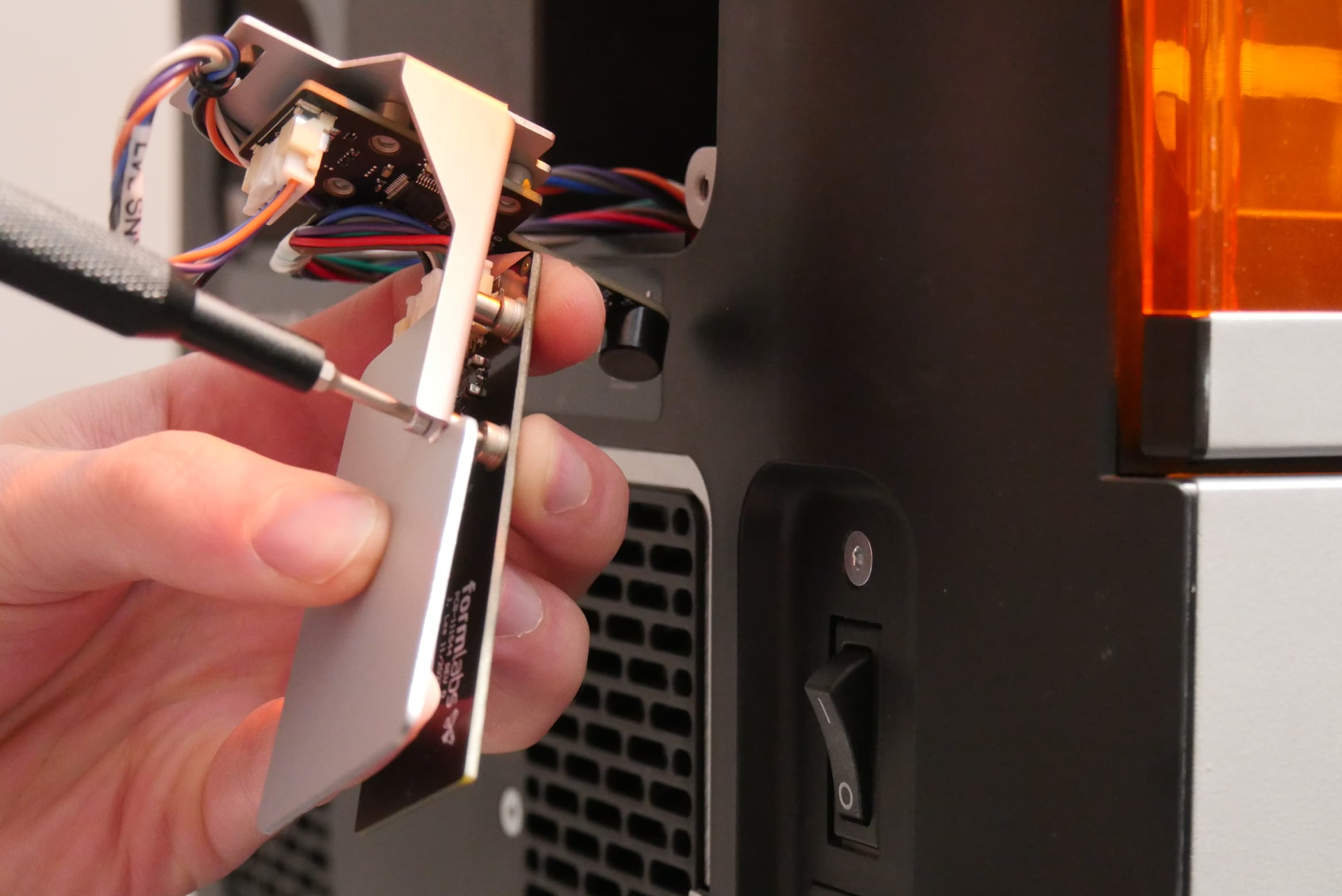 Mount the resin tank RFID board to the bracket
