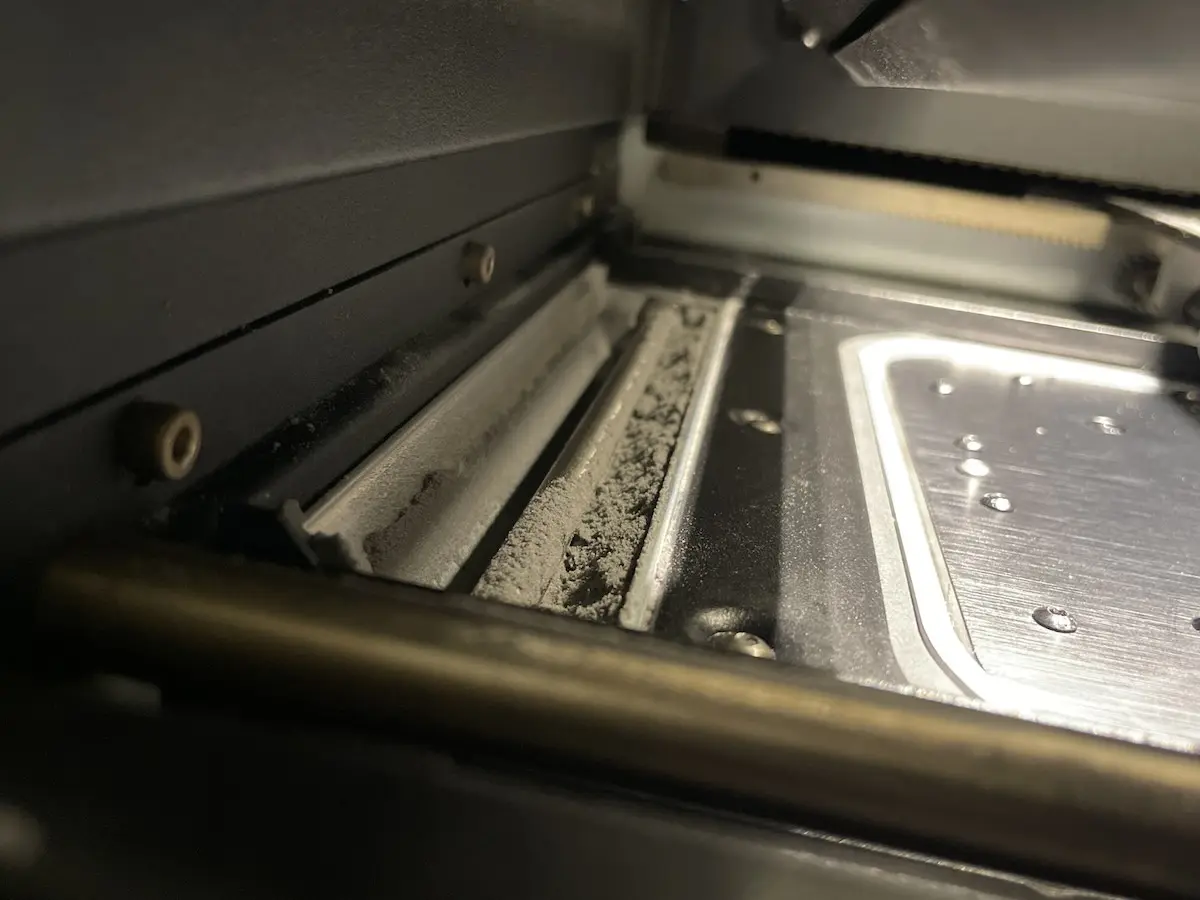 TPU 90A Powder buildup in a Fuse 1+ 30W printer trough