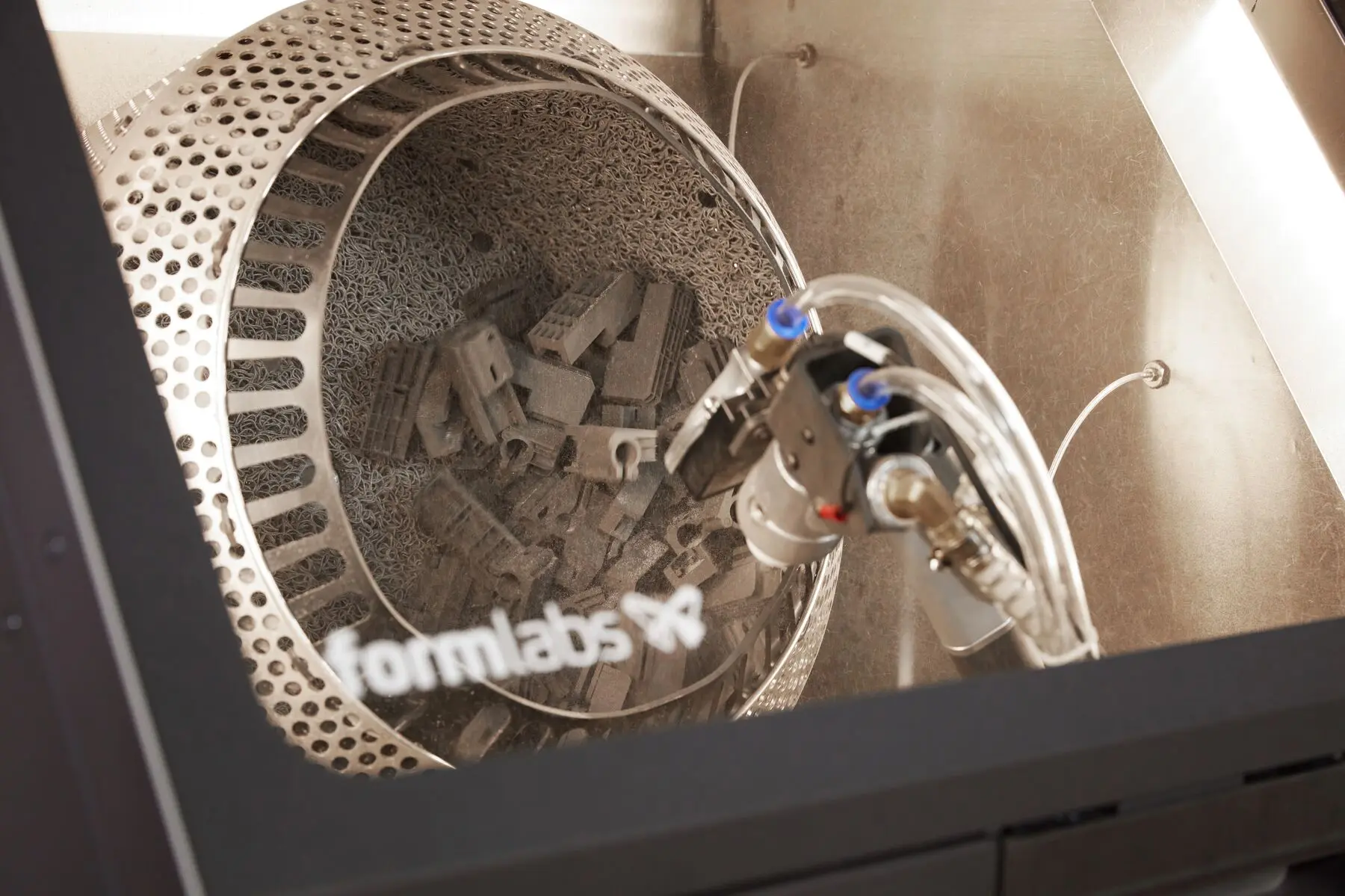 Fuse Blast, the automated media blaster from Formlabs