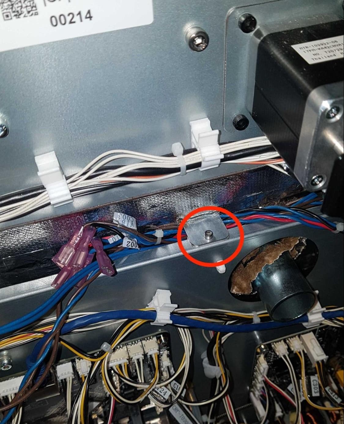 Install the new build chamber socket & cable harness
