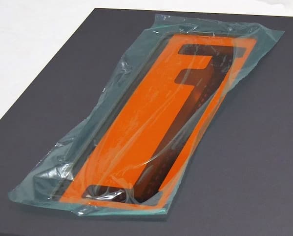 ポリエチレンフィルムとエチレンビニールアセテートフィルムで作られた透明なForm 3L/Form 3BLタンクケース用フィルム
