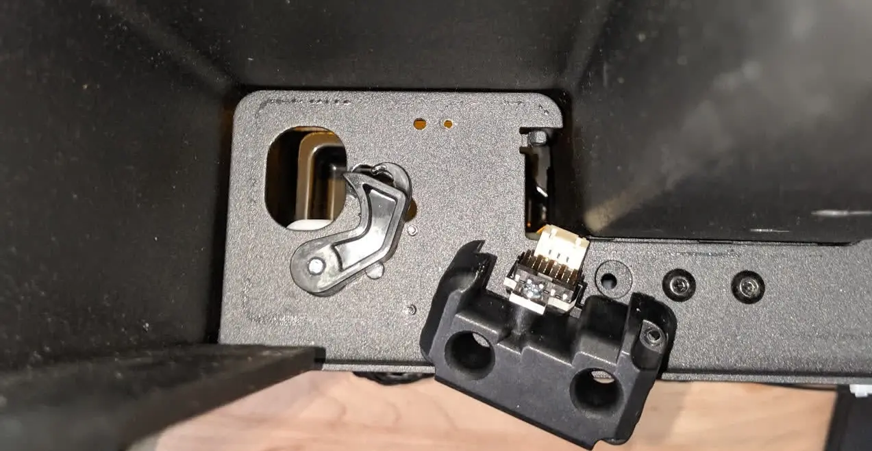 f3-cartridge-spring-removed.jpg