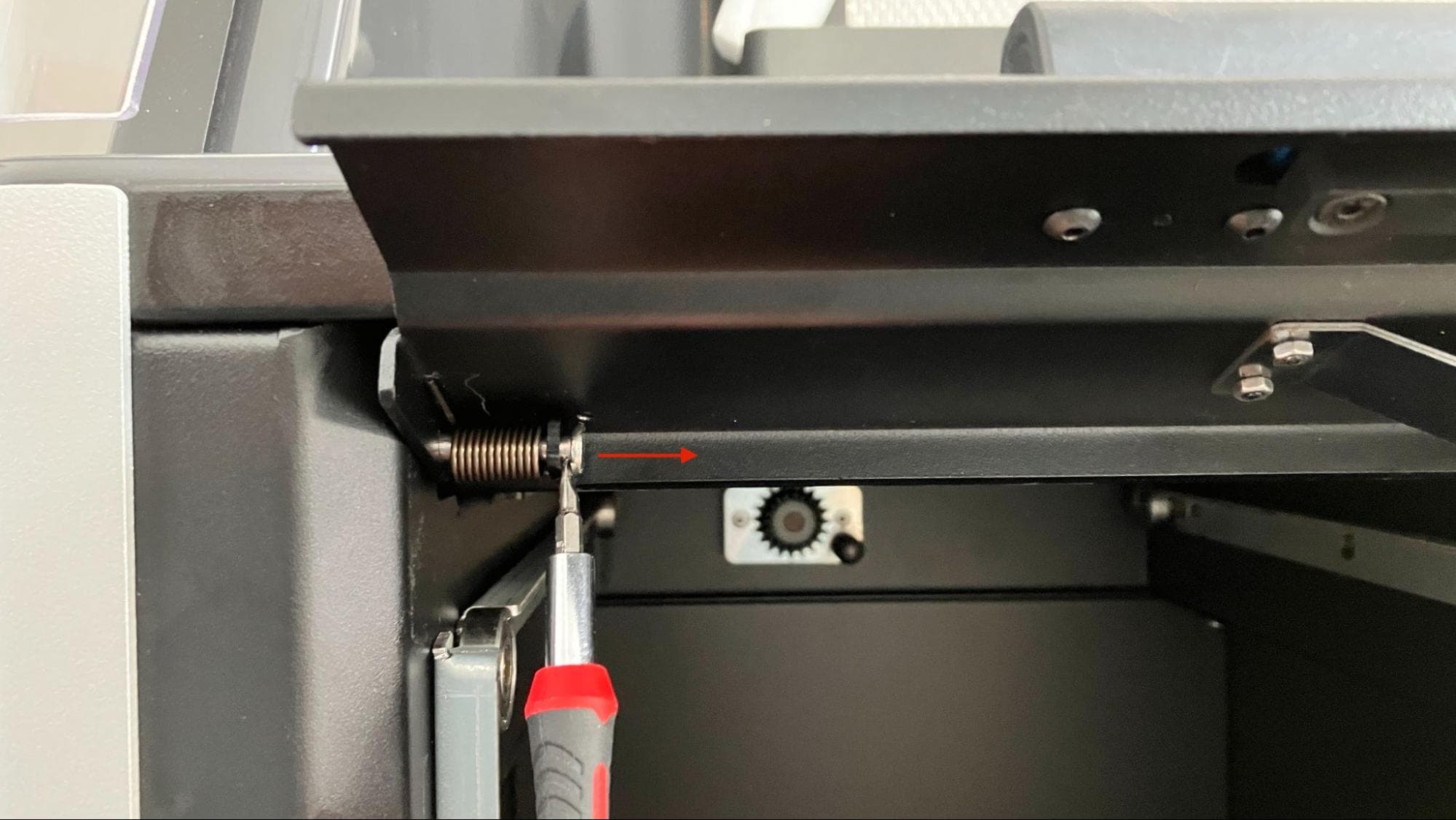 Remove the original build chamber latch assembly