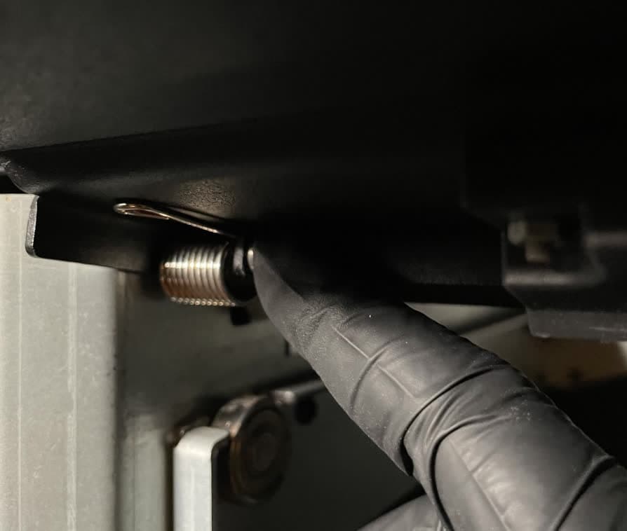 Install the build chamber latch assembly