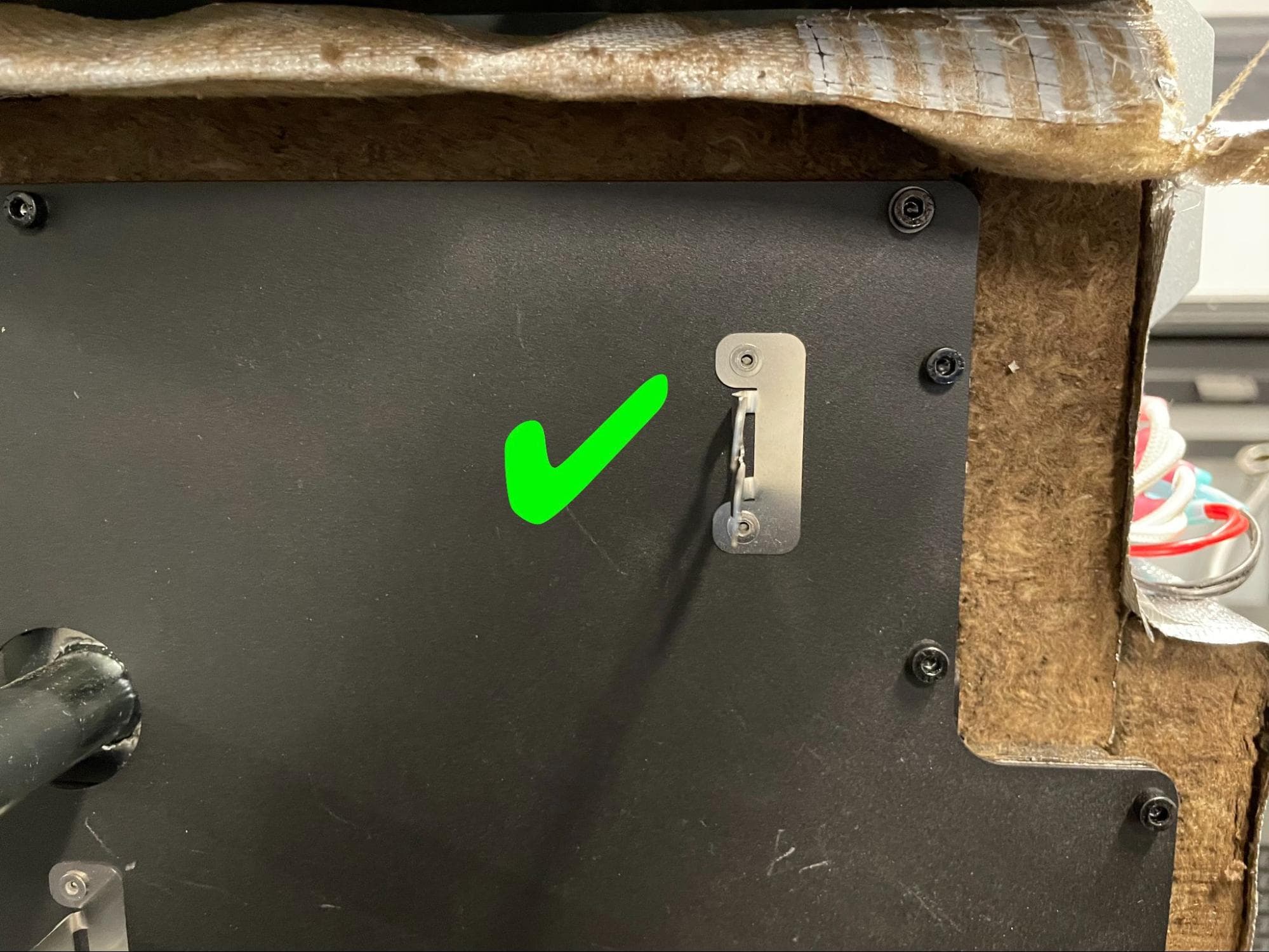 Replace the inner rear and insulation panels