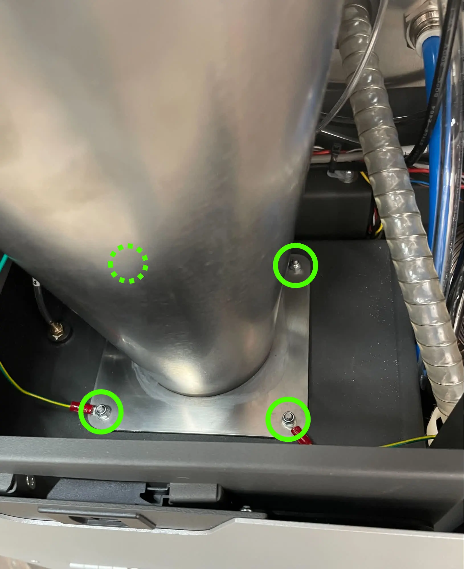 Step 2: Remove the cyclone separator retention nuts